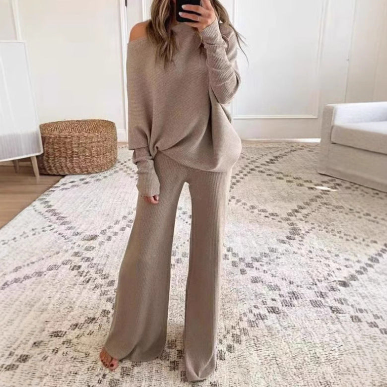 A two-piece knitted pair of solid-color, simple bat sleeves, long sleeves, drawstring high-waisted, wide-leg long pants for autumn and winter